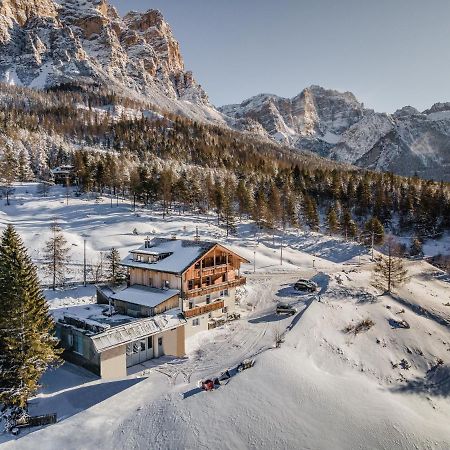 Garni Baita San Cassiano  Luaran gambar
