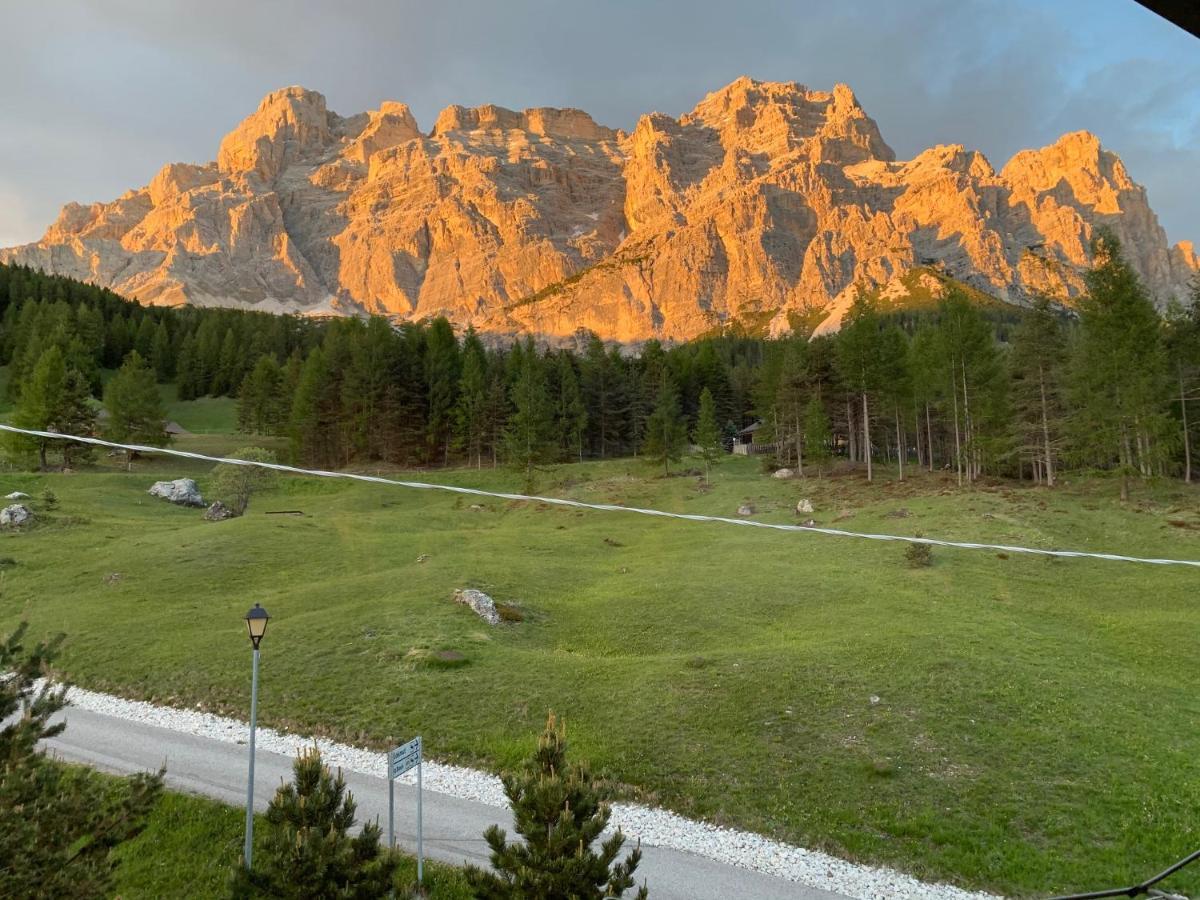 Garni Baita San Cassiano  Luaran gambar