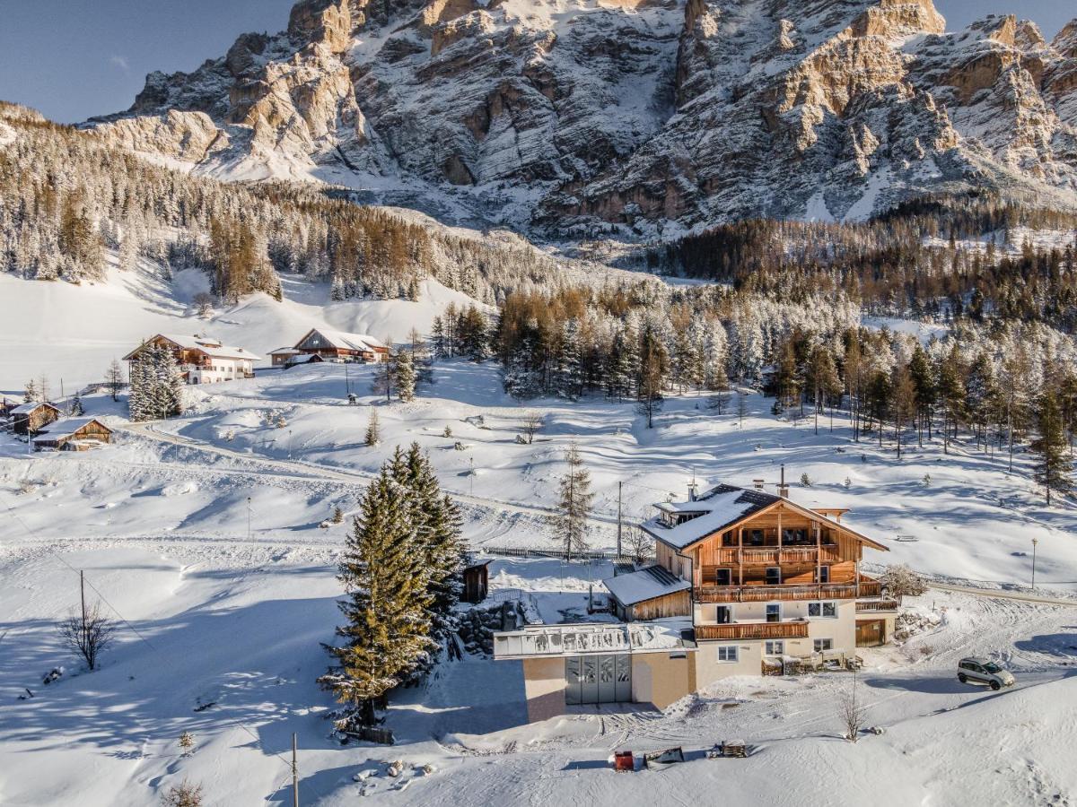 Garni Baita San Cassiano  Luaran gambar